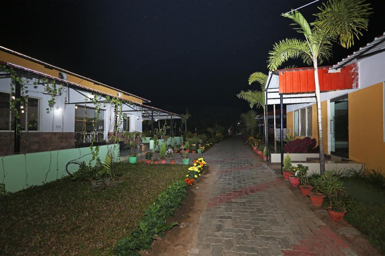 Hotel Oyo 26670 The Ranch Purí Exteriér fotografie